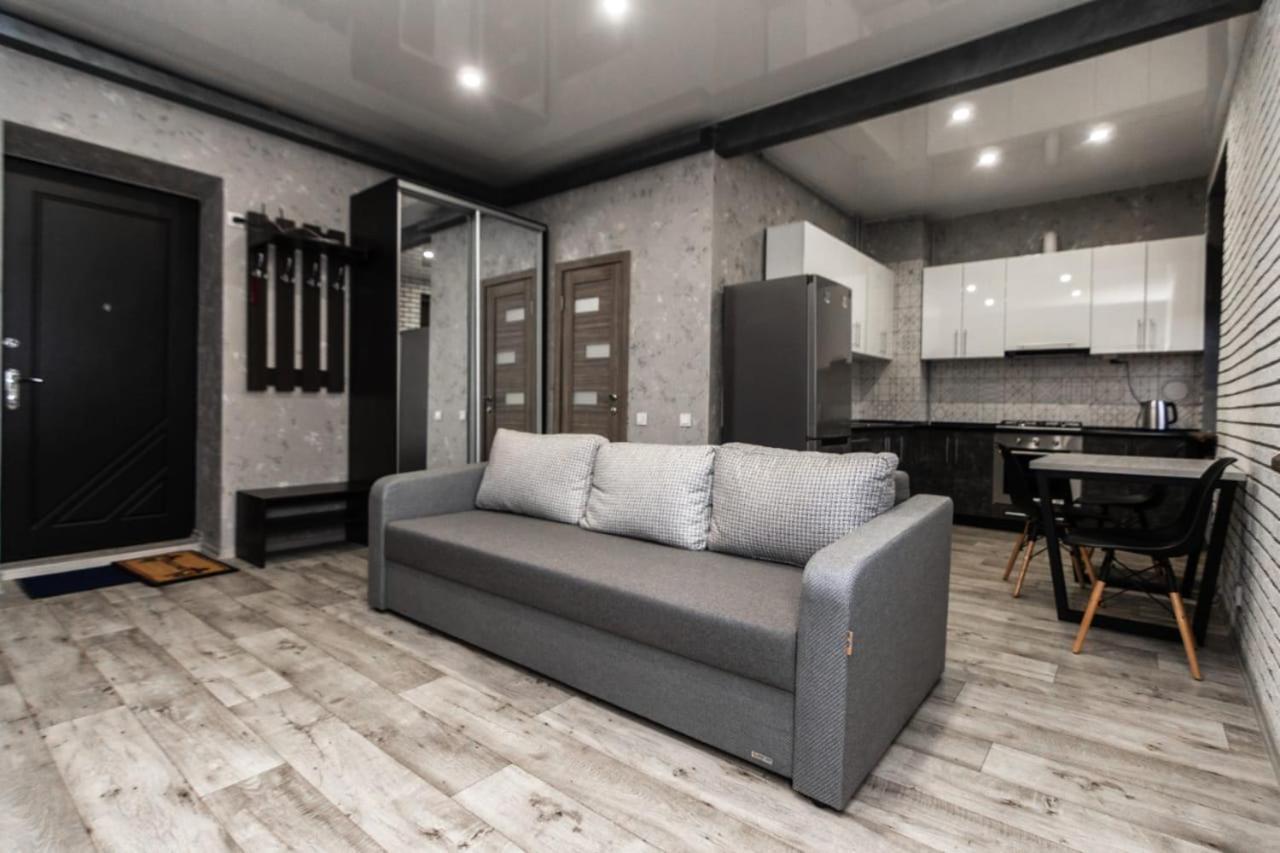 Loft Apartment On Svobody Kam"jans'ke Esterno foto